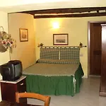 Borgo Giusto Tuscany Aparthotel Borgo a Mozzano