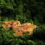 Borgo Giusto Tuscany Aparthotel Borgo a Mozzano