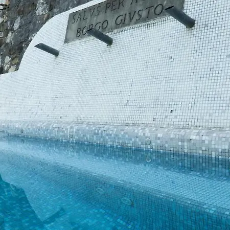 Borgo Giusto Tuscany 4* Борго-а-Моццано